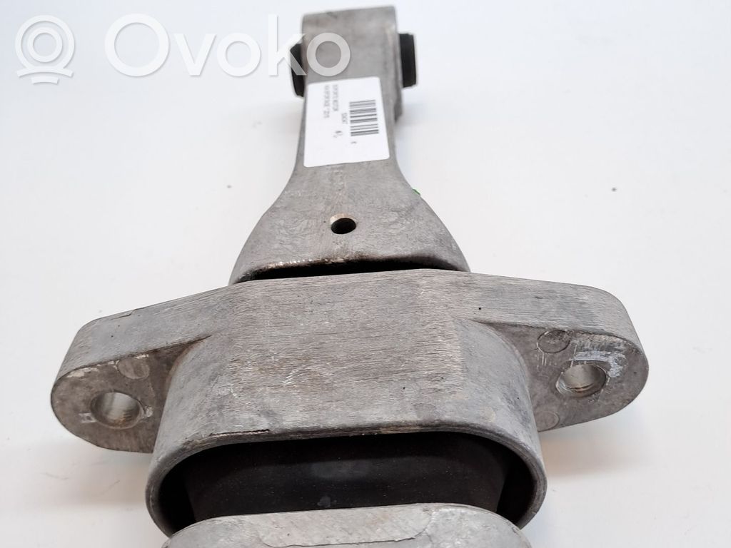 KIA Sportage Engine mount bracket 