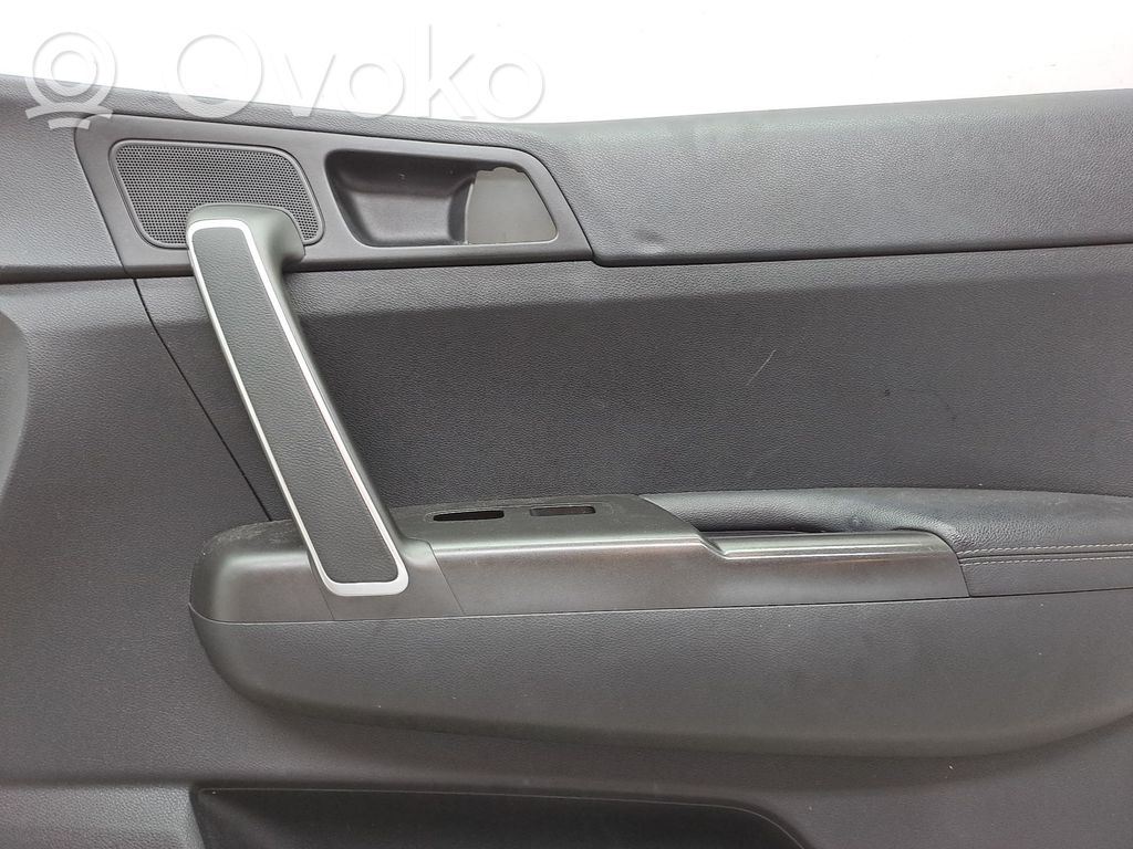 Etuoven verhoilu   82308F1000WK