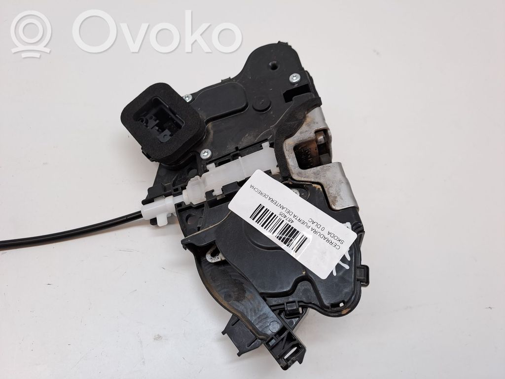 Skoda Fabia Mk2 (5J) Zamek drzwi przednich 