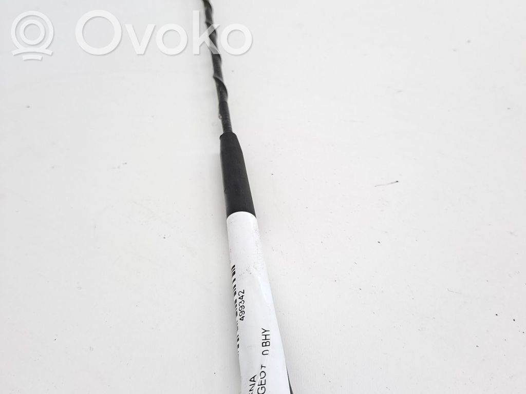 Peugeot 208 I Antenă radio 