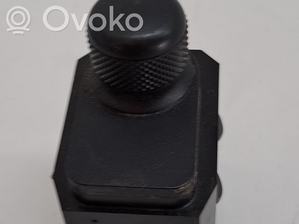 Comutator oglinzi laterale   3795062J00