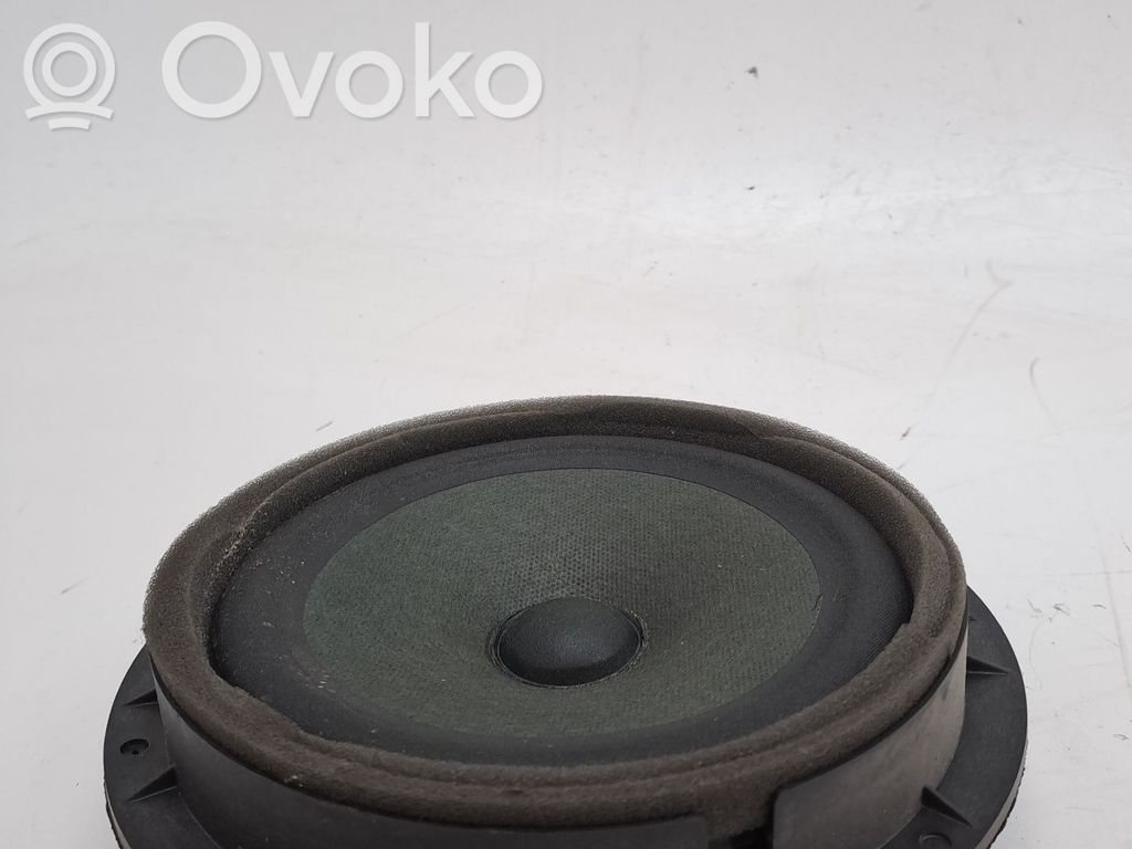 Altavoz de la puerta delantera   3910251K00