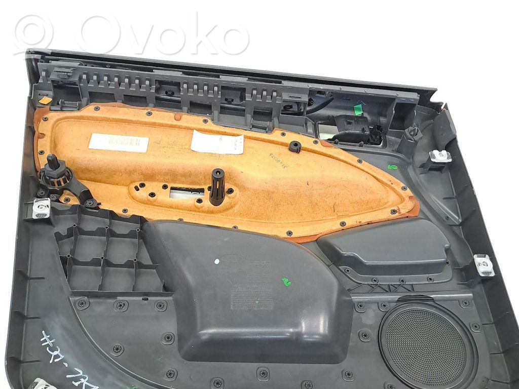 Ford Kuga I Boczki / Poszycie drzwi przednich 
