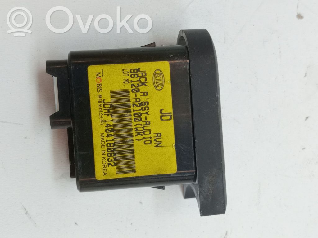 Unidad de control/módulo de carrocería central   96120A2100