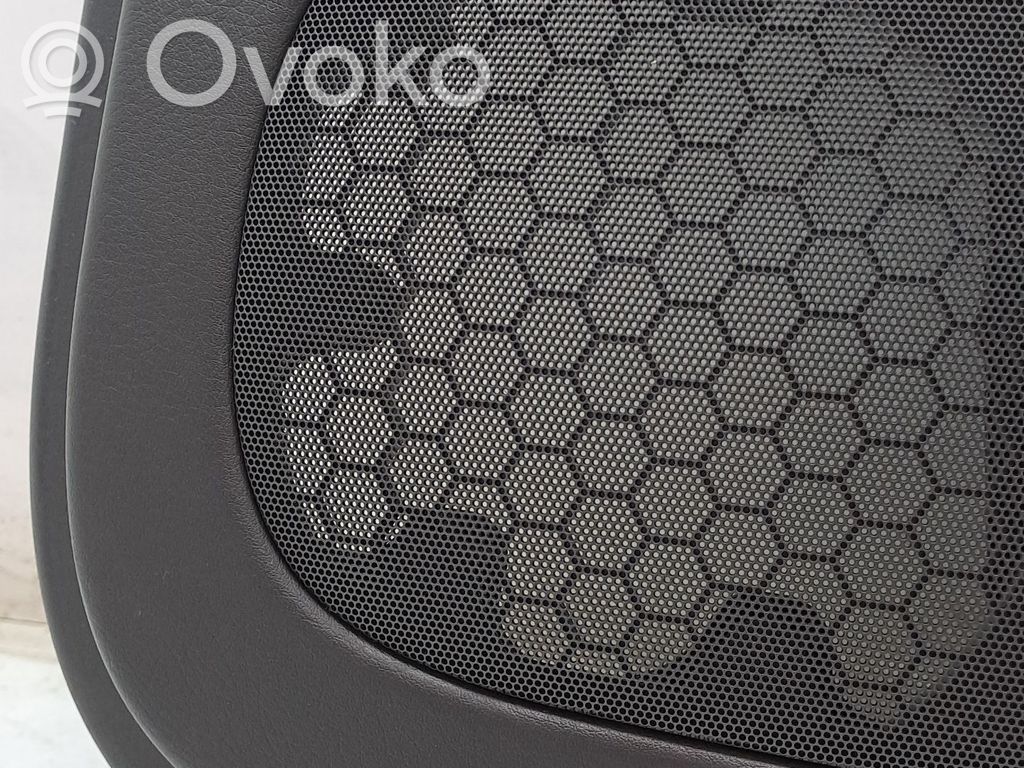 Audi A4 S4 B6 8E 8H Boczki / Poszycie drzwi przednich 