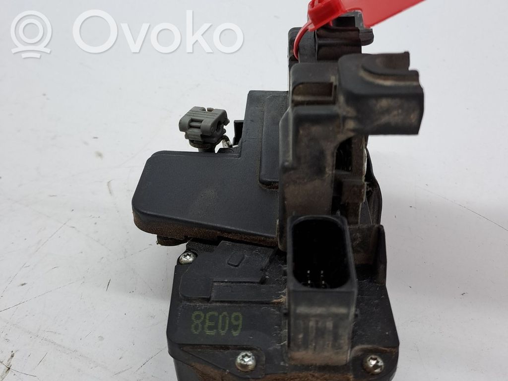 Etuoven lukko   96872805,4813792