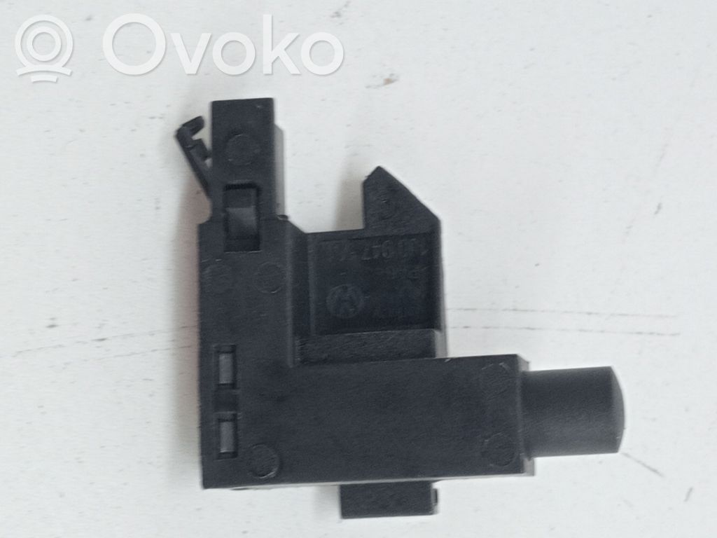 Sensor   1J0947561C