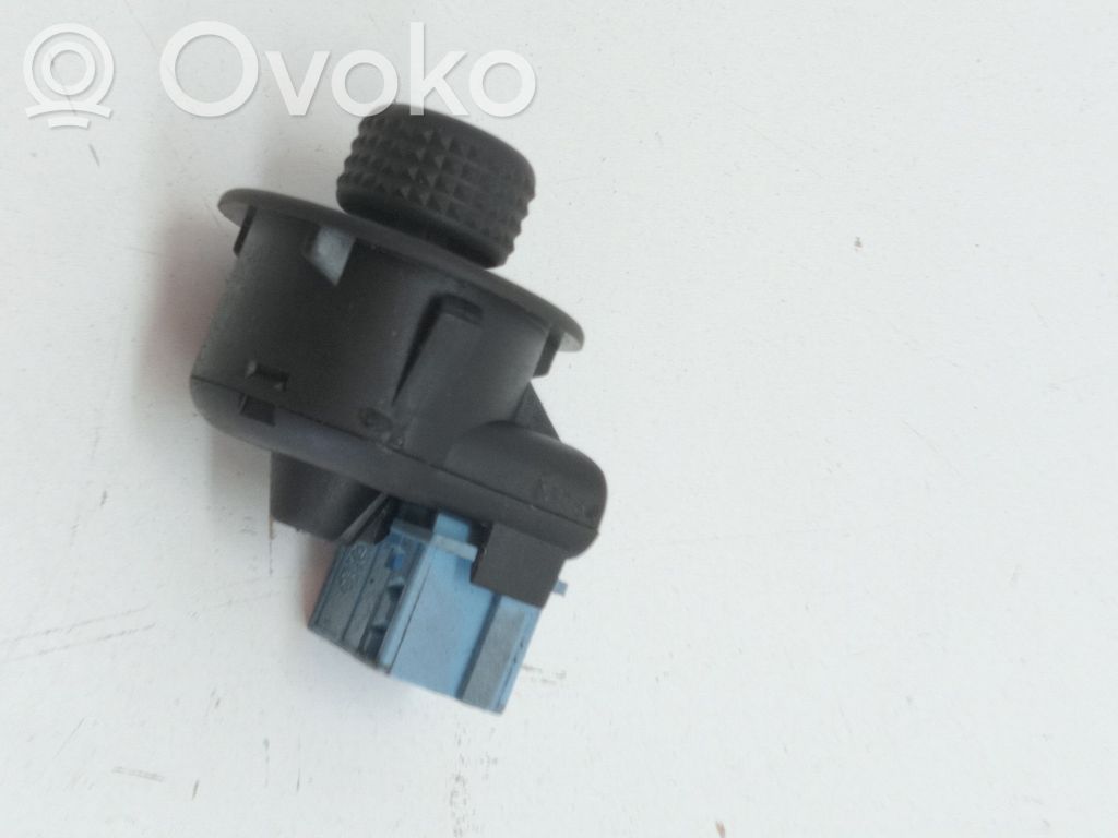 Citroen C3 Interruptor del espejo lateral 