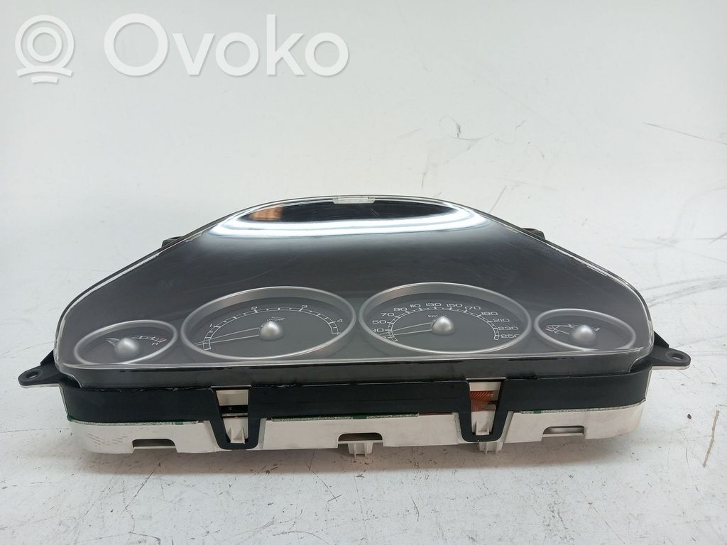 Speedometer (instrument cluster)   C2S38993,4X4F10849JE