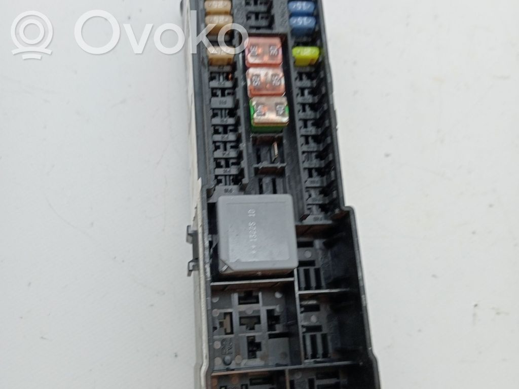 Módulo de fusible   1839510,AV6T14C520DA
