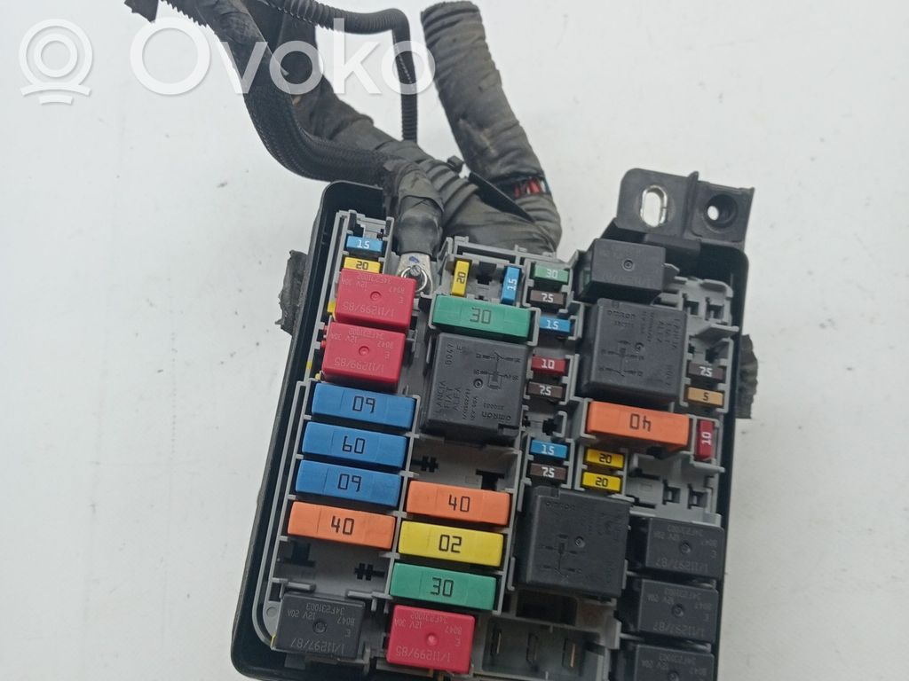 Módulo de fusible   51839436,51839436