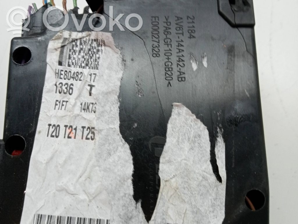 Module de fusibles   1842390,AV6T14A067AD,E00027328