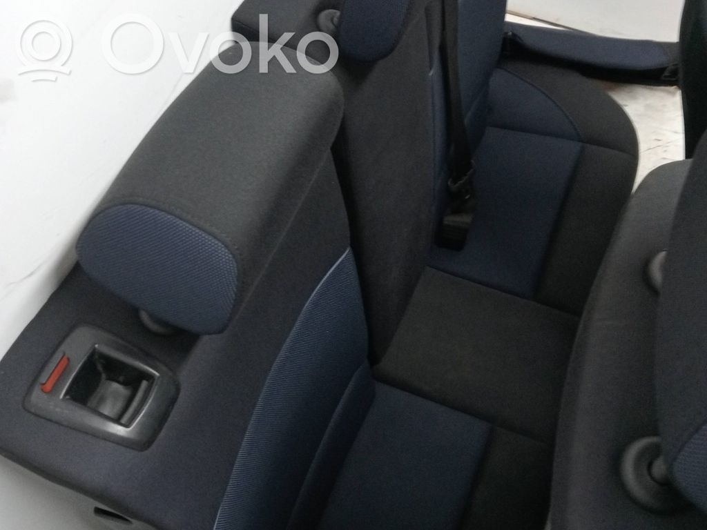 BMW 1 E81 E87 Turvatyynysarja paneelilla 