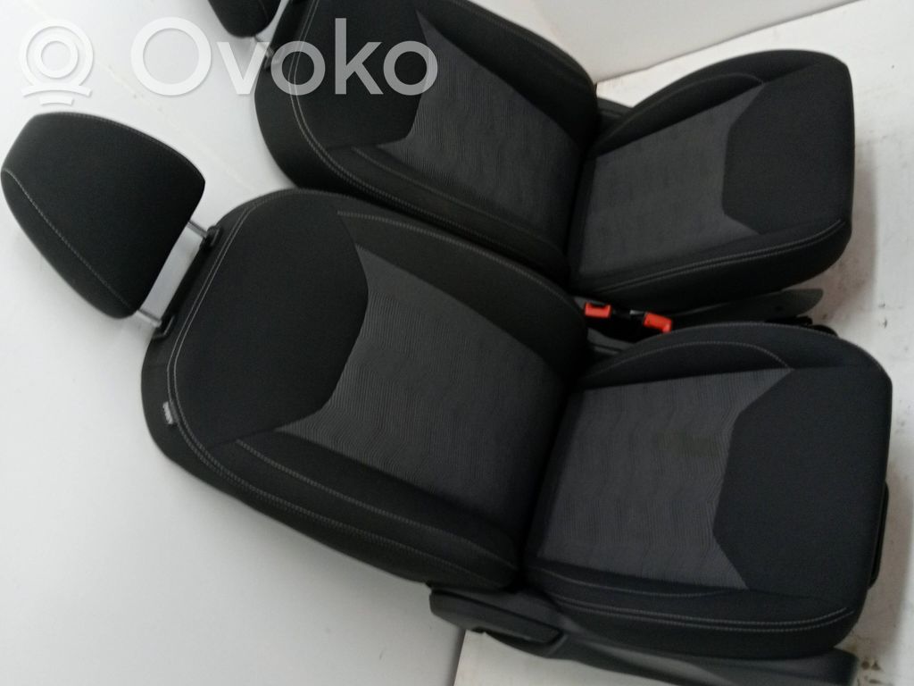 Ford Ka Turvatyynysarja paneelilla 