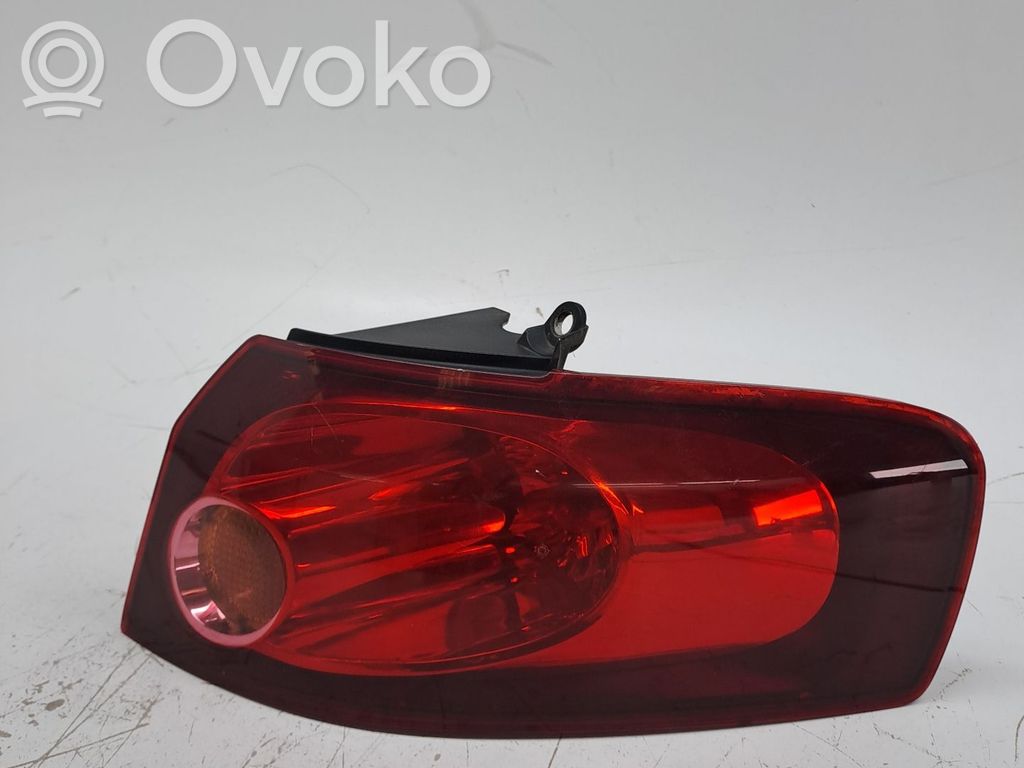 Fiat Croma Takavalon polttimo 