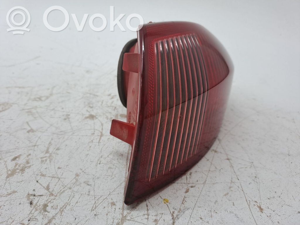 Alfa Romeo 147 Bec lampă spate 