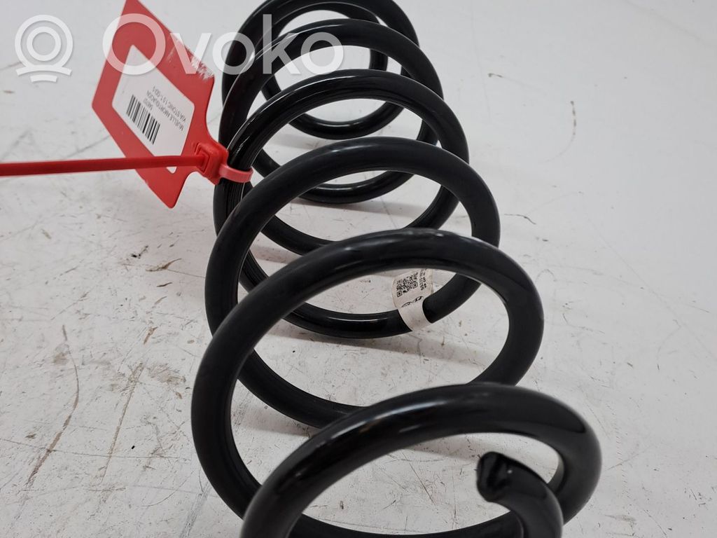 Front coil spring   55330H8150