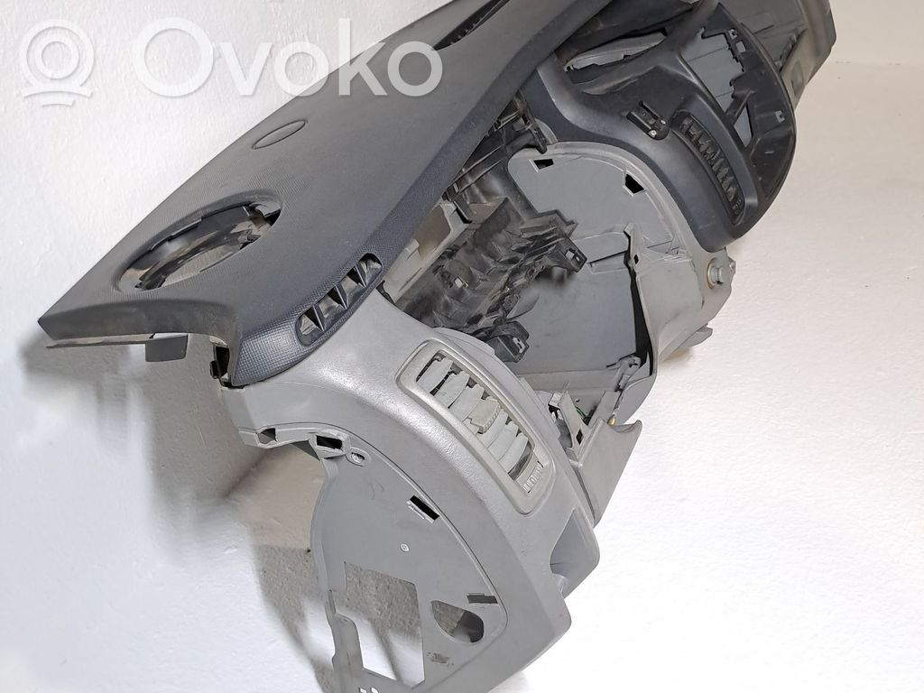 Opel Vivaro Dashboard 