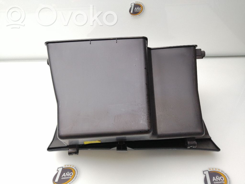 Daiktadėžė   8A61A06010AJW