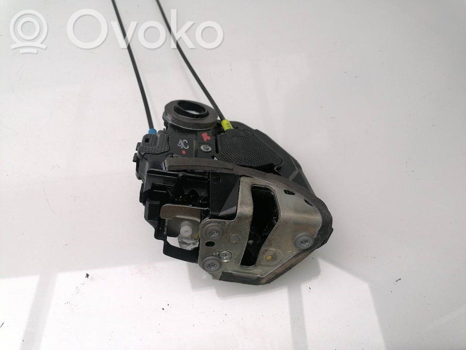 Toyota Auris 150 Serratura portiera posteriore