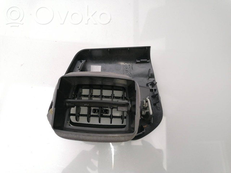 Grille d'aération centrale   9676476577