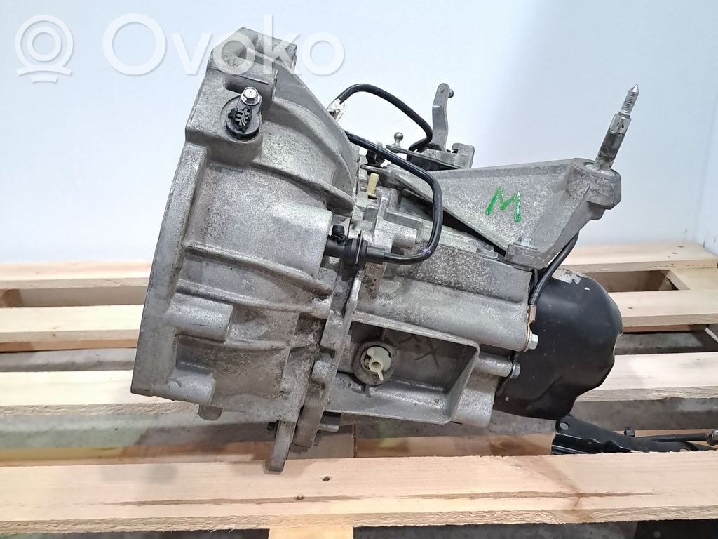 Nissan Micra Scatola del cambio manuale a 5 velocità 