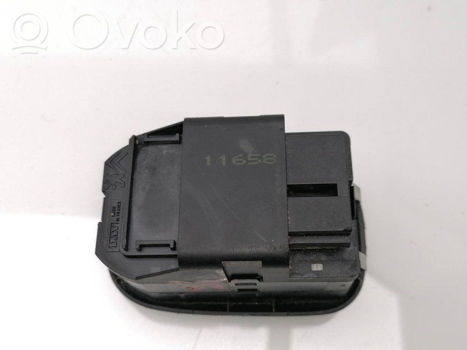 Peugeot 206 Interrupteur commade lève-vitre