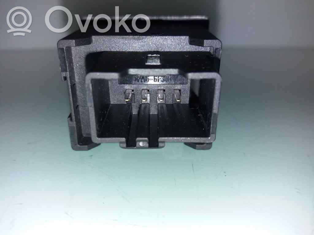 Interruptor de luz   8K0941301A