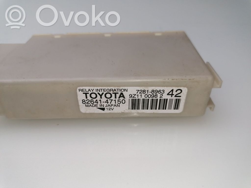 Toyota Prius+ (ZVW40) Modul de control caroserie central