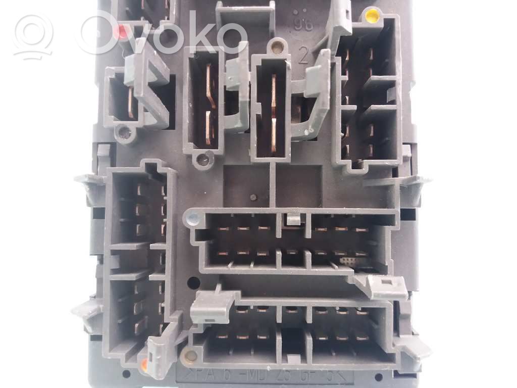 Peugeot 406 Sulakemoduuli 