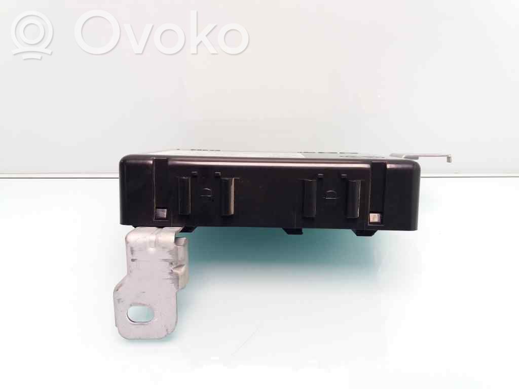Central body control module   954001Y601,116RA000337,497878A001