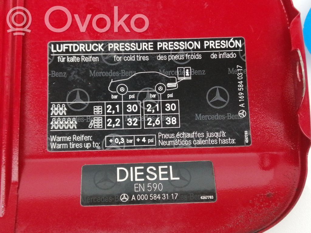 Mercedes-Benz A W176 Sportello del serbatoio del carburante