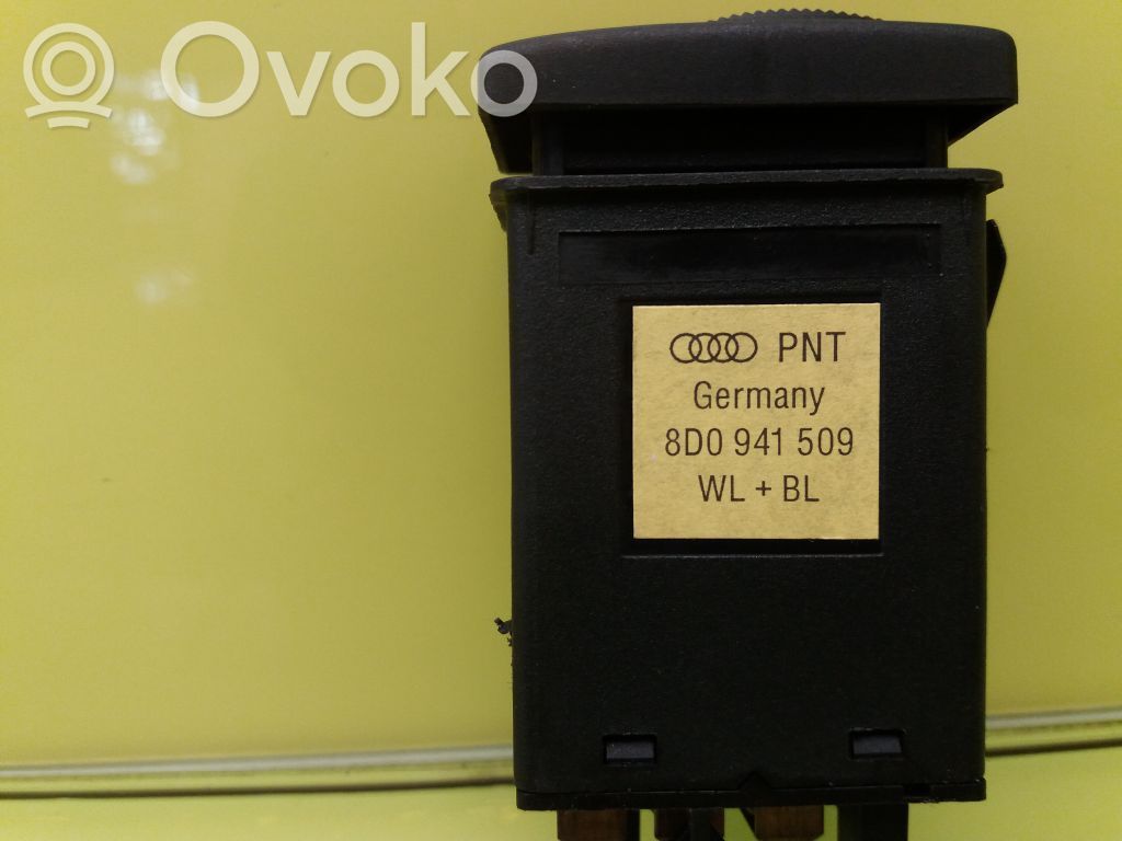 Hätävilkkujen kytkin   8D0941509