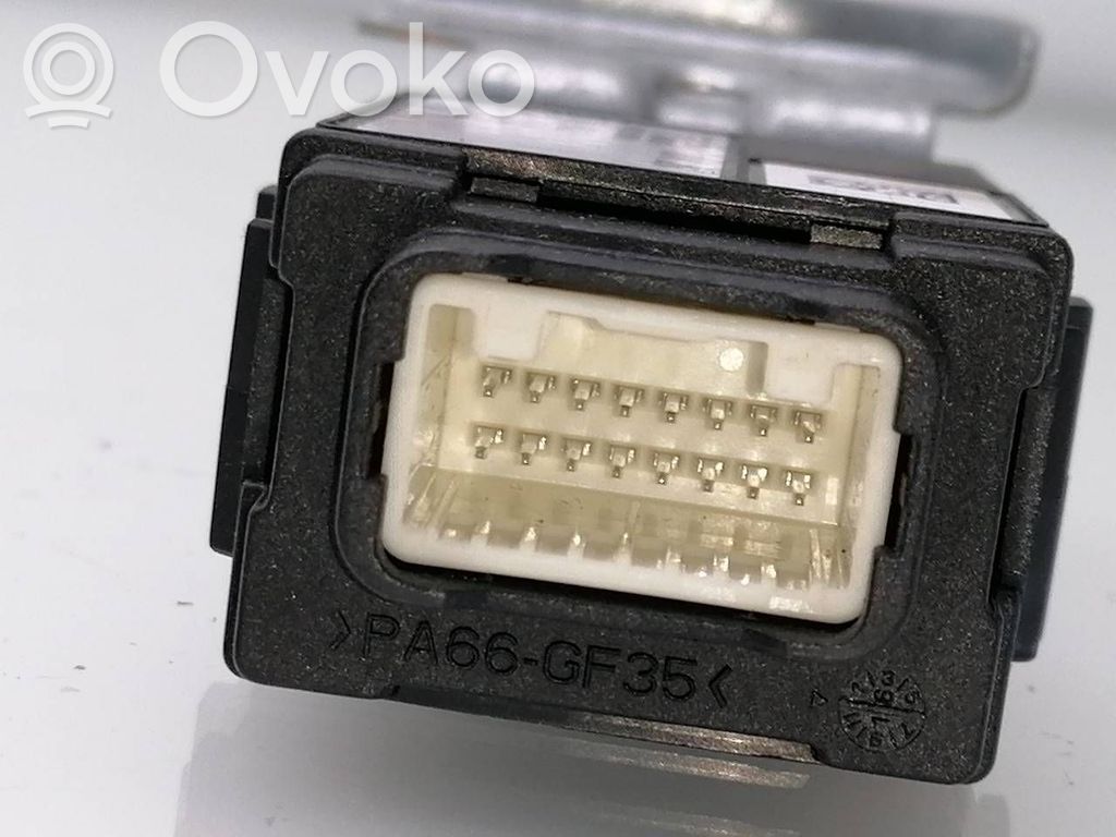 Nissan Qashqai Kėbulo modulis