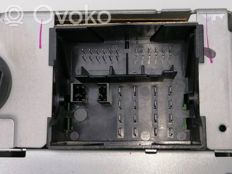 Radio/CD/DVD/GPS-pääyksikkö   7M5T18C939JD