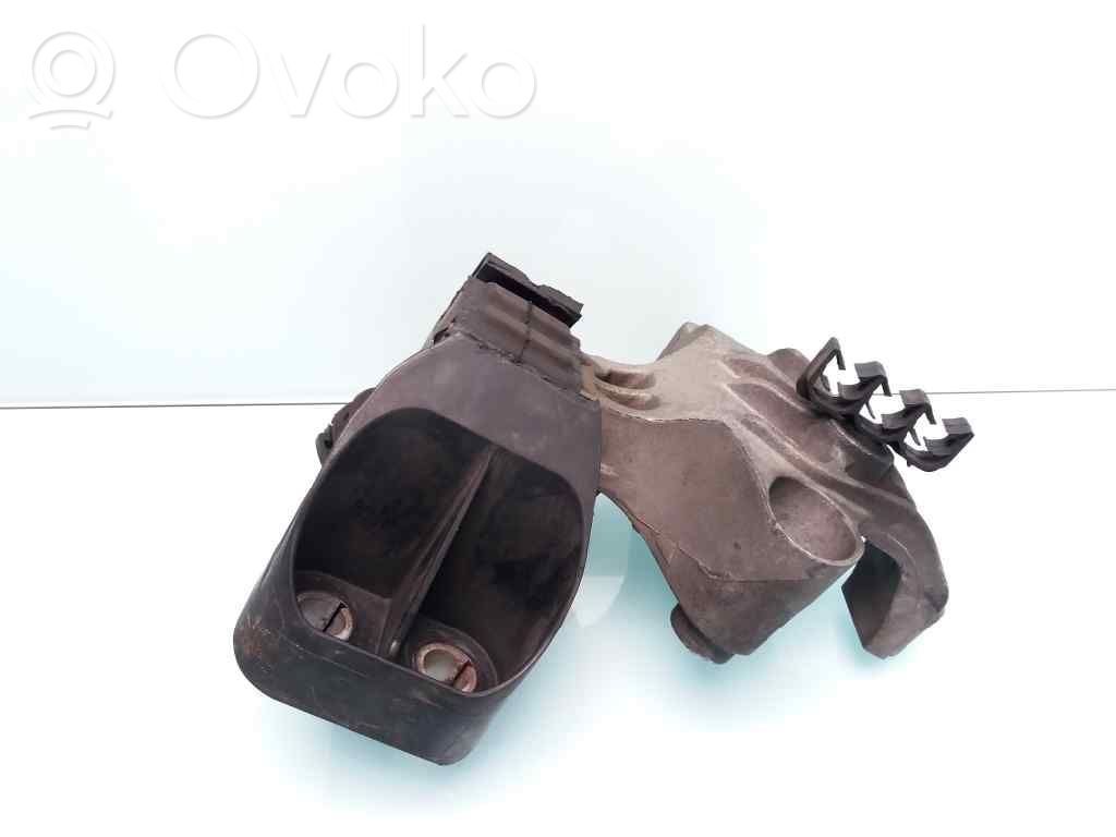 Soporte de montaje del motor   112845638R