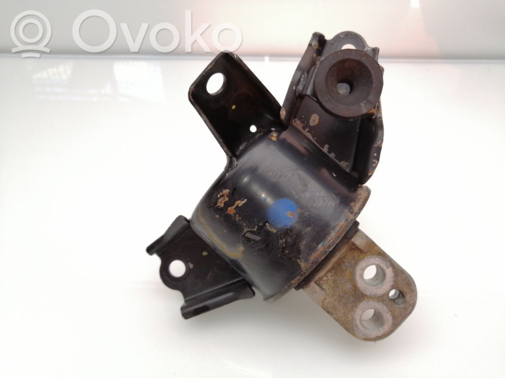 Soporte de montaje del motor   218320Q000