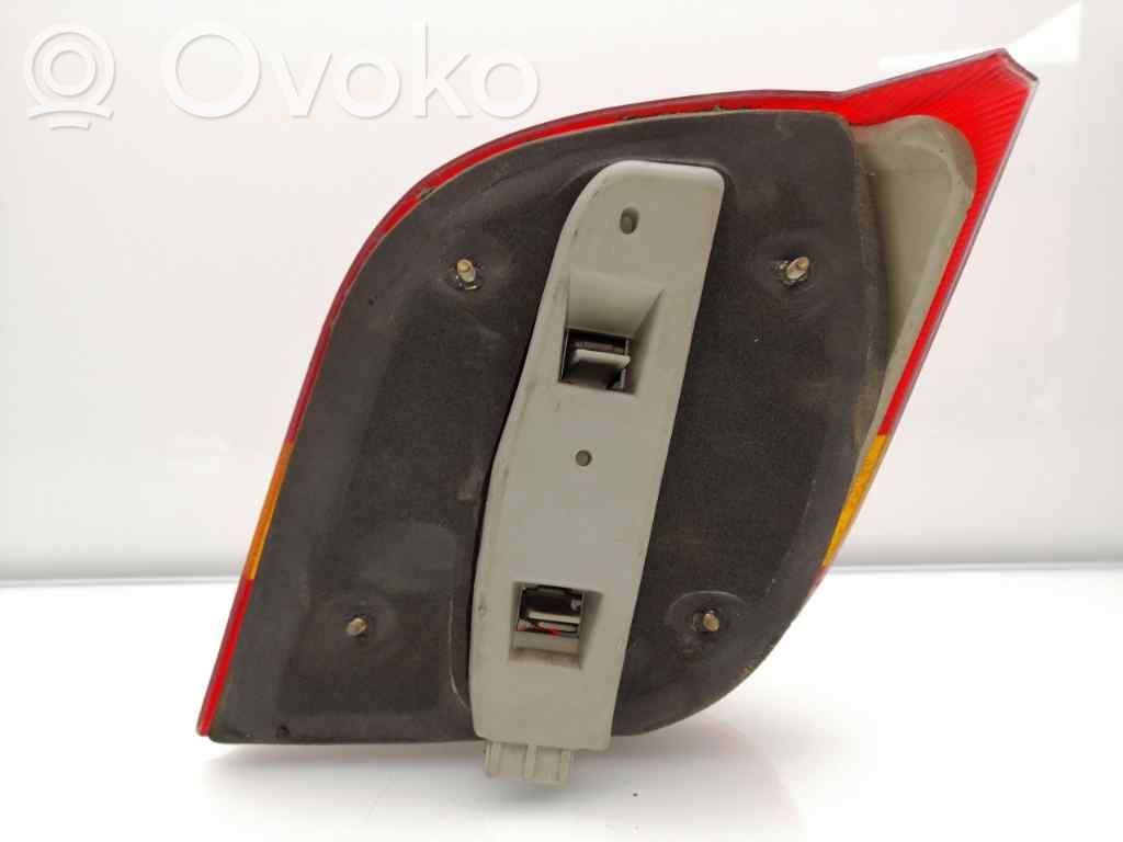 Ford Fiesta Lámpara de faros/luces traseros 
