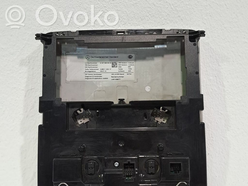 Mercedes-Benz Vito Viano W447 Rivestimento della console di illuminazione installata sul rivestimento del tetto