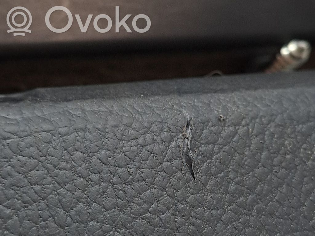 Subaru XV I Daiktadėžė 
