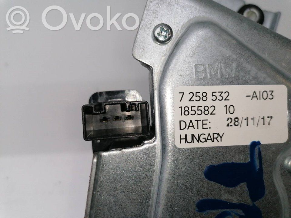 BMW 1 F40 Silniczek wycieraczki szyby tylnej 