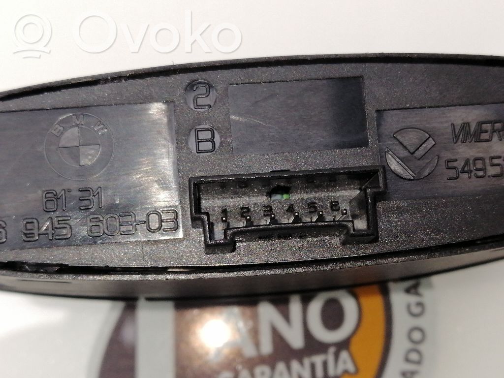 Botón interruptor de luz de peligro   6131694560303,694560303