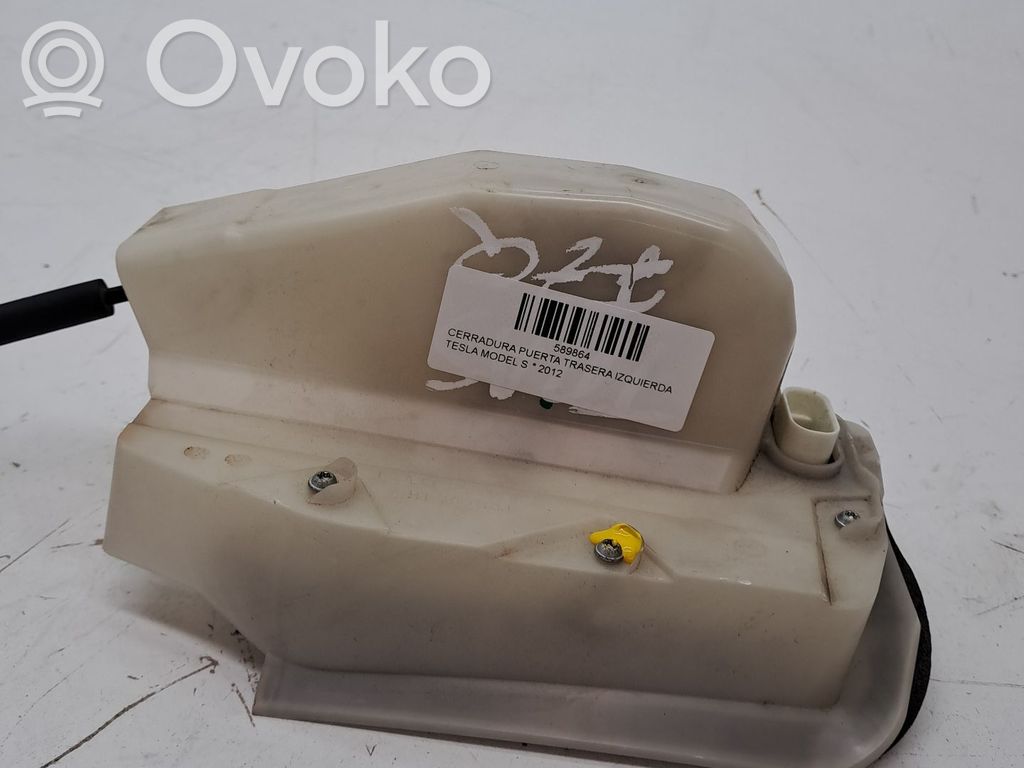 Cerradura de puerta trasera   106897000J