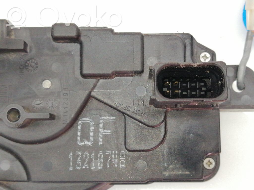 Serrure de porte avant   13210748