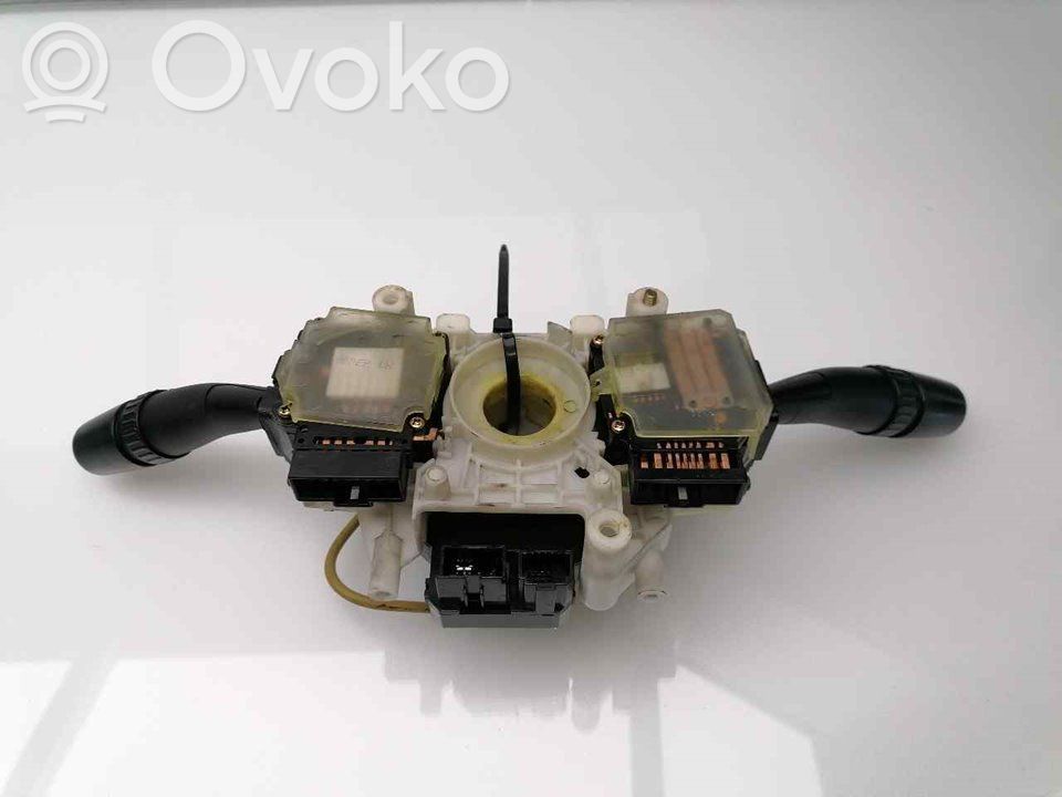 Boutons / interrupteurs volant   934003E120