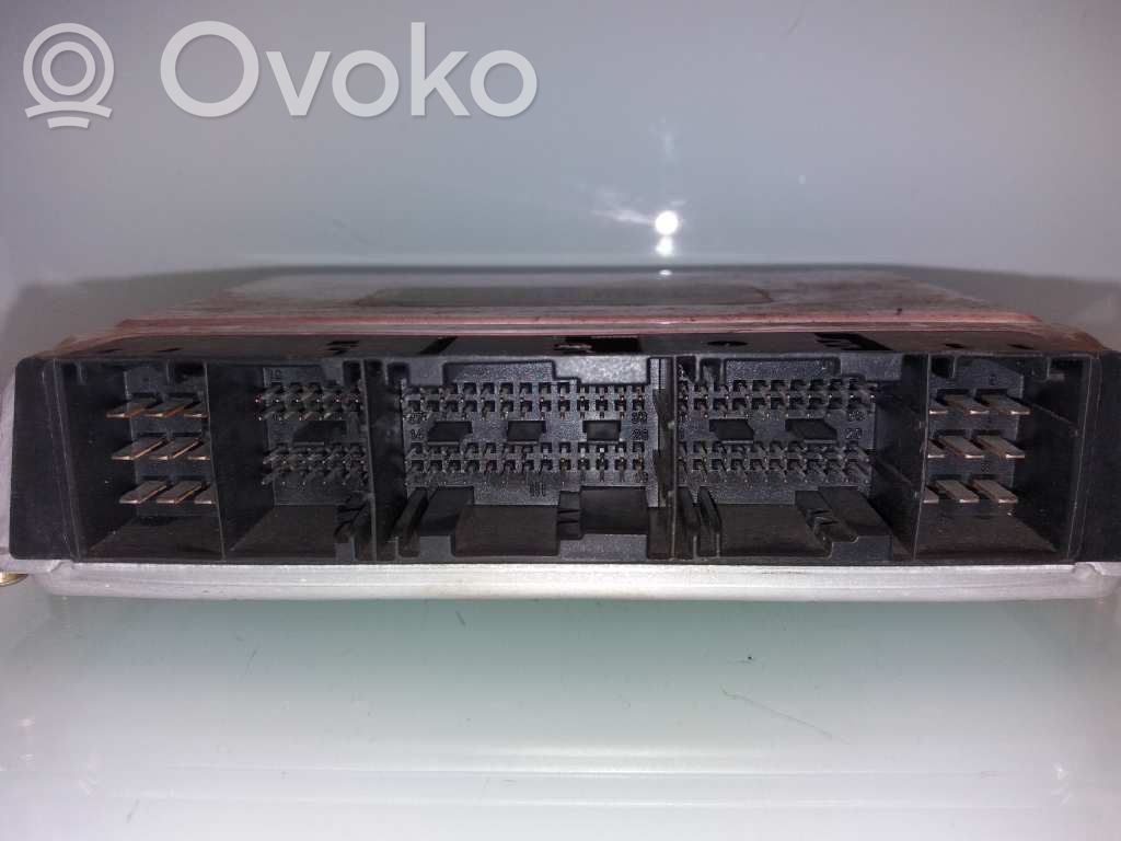 Nissan Terrano Unidad de control/módulo ECU del motor 