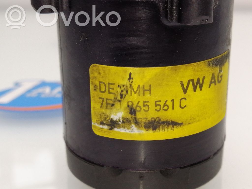 Vesipumppu   7E0963417A,7E0965561C