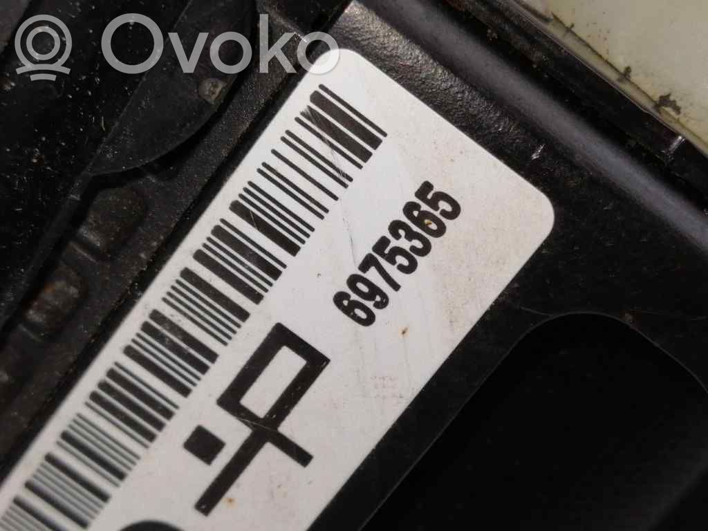 Ceinture de sécurité arrière   6975365,3052772