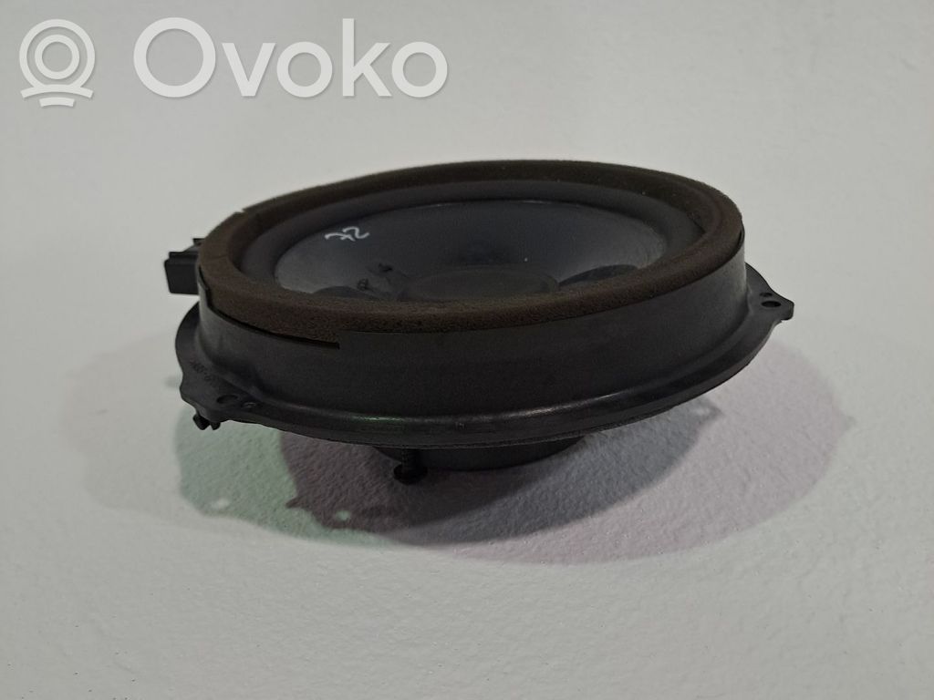 Etuoven kaiutin   1672407,6M2T18808FC
