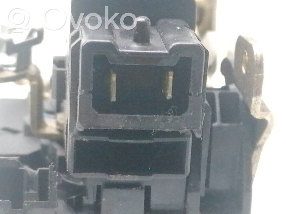 Nissan Kubistar Etuoven lukko 